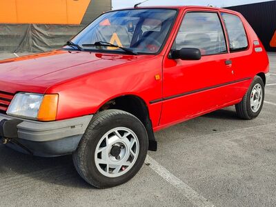 PEUGEOT 205 1.4 XR 1989 Hot Hatch