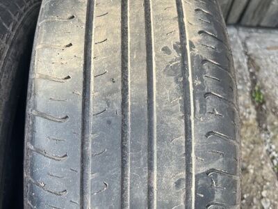 Hankook 225/60R17
