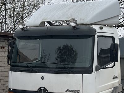 MB Atego tuulesuunaja