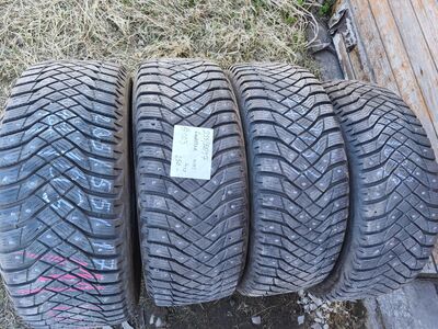 215/55R17 naastrehvid 4tk