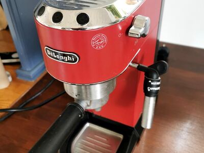 Kohvimasin DeLonghi EC685R