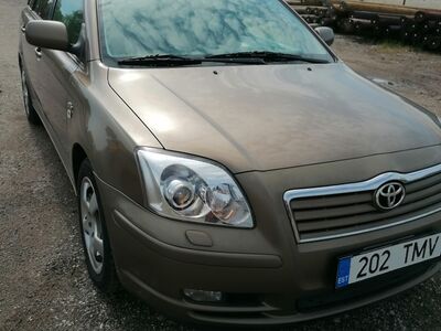 Toyota Avensis 2,0 85kw 2004
