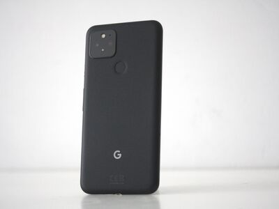 Как новый Google Pixel 5, состояние аккумулятора 100%