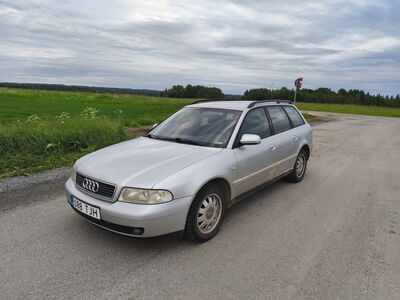 Audi A4 1.6 ТО до 10.2026