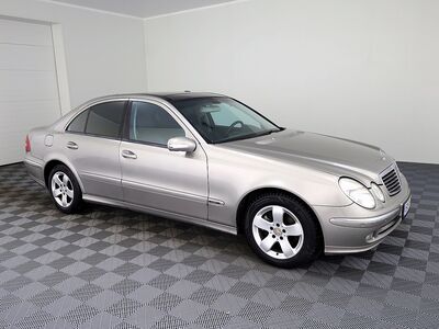 Mercedes-Benz E 320