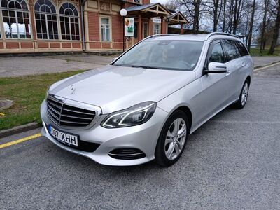 MERCEDES-BENZ E220 CDI