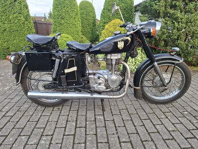 Victoria 500 / ESO – 1939.a mootor, palju varuosi