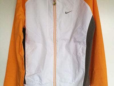Nike naiste dressid