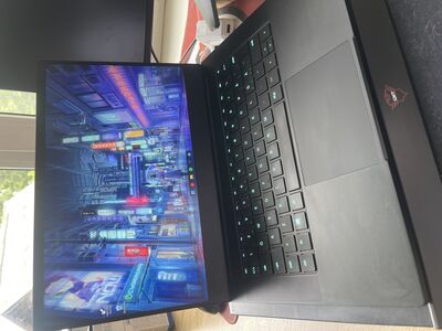 Razer Blade 14 (2022)