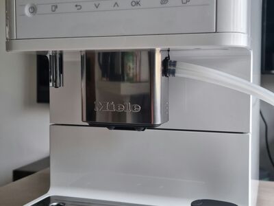 Полностью автоматическая кофемашина Miele премиум-класс