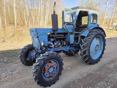 TRAKTOR T-40AM