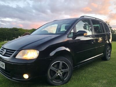 Vw Touran 1.9tdi(BKC) 77kw 6k manu, 2005, üv.08/26