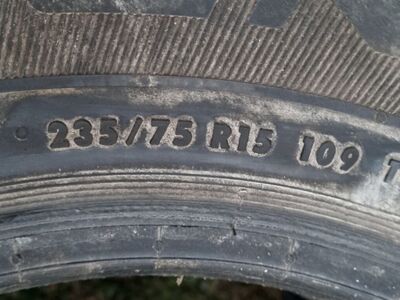 Naastrehvid 235/75 R15