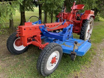 Traktor RS09