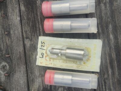 Распылители форсунок Т25 новые