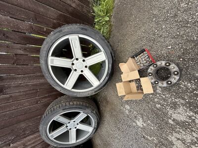 22” KMC veljed koos Roadx rehvidega