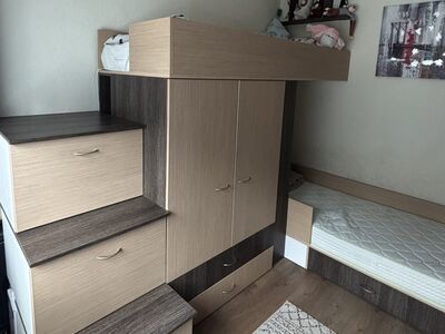 MÜÜA LASTETOA MÖÖBLIKOMPLEKT