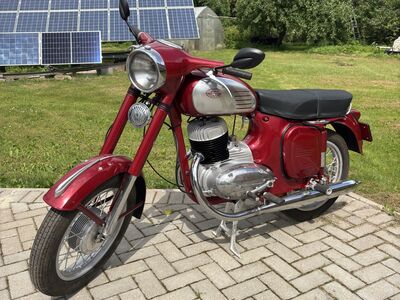 1963 JAWA 250 mootorratas