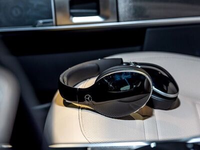 Kõrvaklapid Mercedes, bluetooth, uued