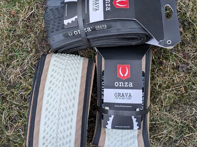 UUED Gravel rehvid