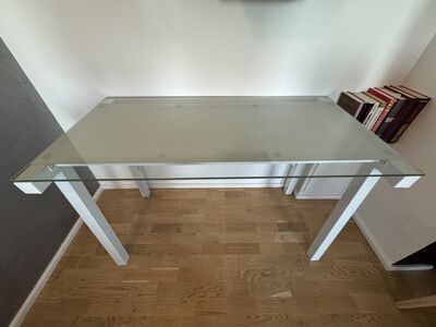 Klaasist kirjutuslaud metalljalgadel 120x60x75