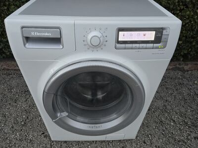 Pesumasin Electrolux 1-8kg