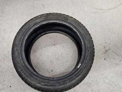 Goodyear Ultragrip Ice 2 245/45R18