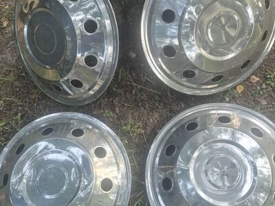 Matkaauto ilukilbid 16 tolli