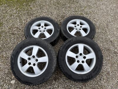 Hyundai (5x114,3) 16 tolli originaal valuveljed
