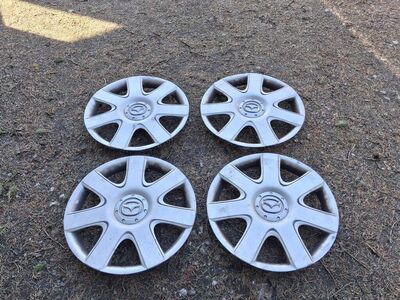 Mazda 15" ilukilbid