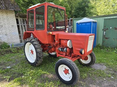 TRAKTOR T-25A