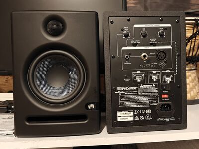 Presonus Eris E5