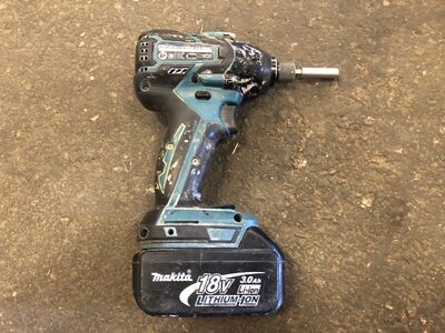 Makita DTD129 + 3.0Ah aku