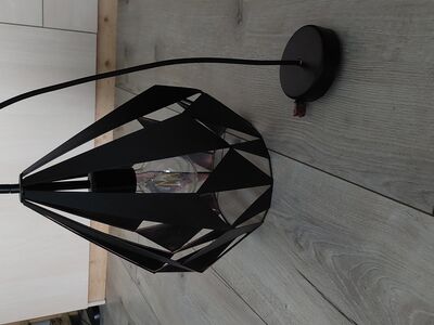 Eglo suure kupliga lamp.Seest pronksjas.