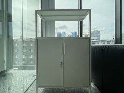 Шкаф IKEA TROTTEN / Kapp IKEA TROTTEN