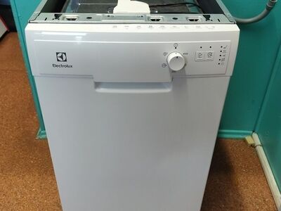 Kitsas nõudepesumasin Electrolux