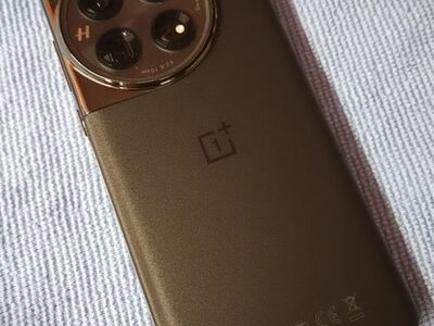 OnePlus 12