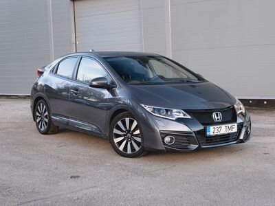 Honda Civic Facelift 1.3 R4 73kW, ls 69000km