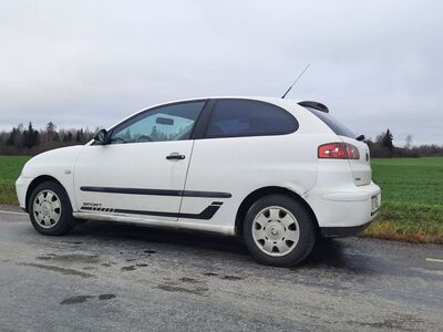 Seat Ibiza Stella Sport 2003