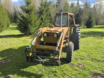 Traktor Valmet 700