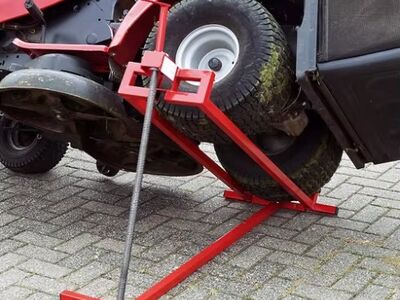 Murutraktori / ATV hooldustõstuk (400kg)