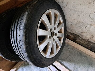 Volkswagen Passat 1tk