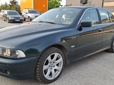 BMW E39 2001 530i VARUOSADEKS