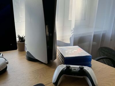 PlayStation 5 825GB Disc Editon + mängud
