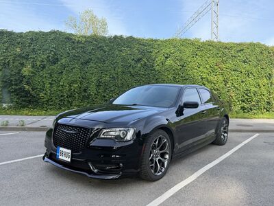 Chrysler 300 S