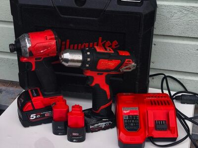 Milwaukee komplekt