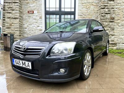 TOYOTA AVENSIS / FACELIFT / ÜV 07.2027