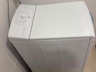 PESUMASIN WHIRLPOOL AWE 6100