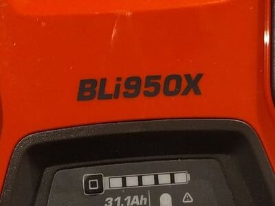 Husqvarna seljaskantav aku BLi950X 31.1Ah 36V
