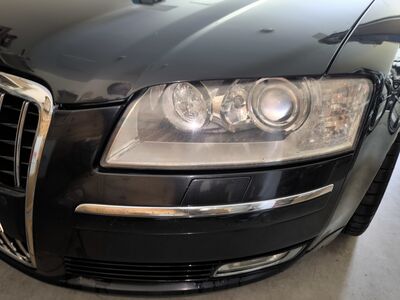 Audi S8 D3 juhipoolne esituli DRL 4E0941003BF